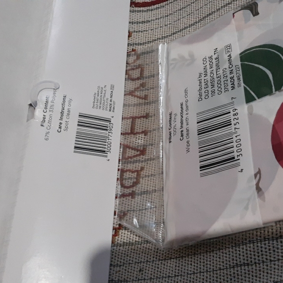 😇 Tapestry table runner and table cloth bundle - Picture 7 of 7